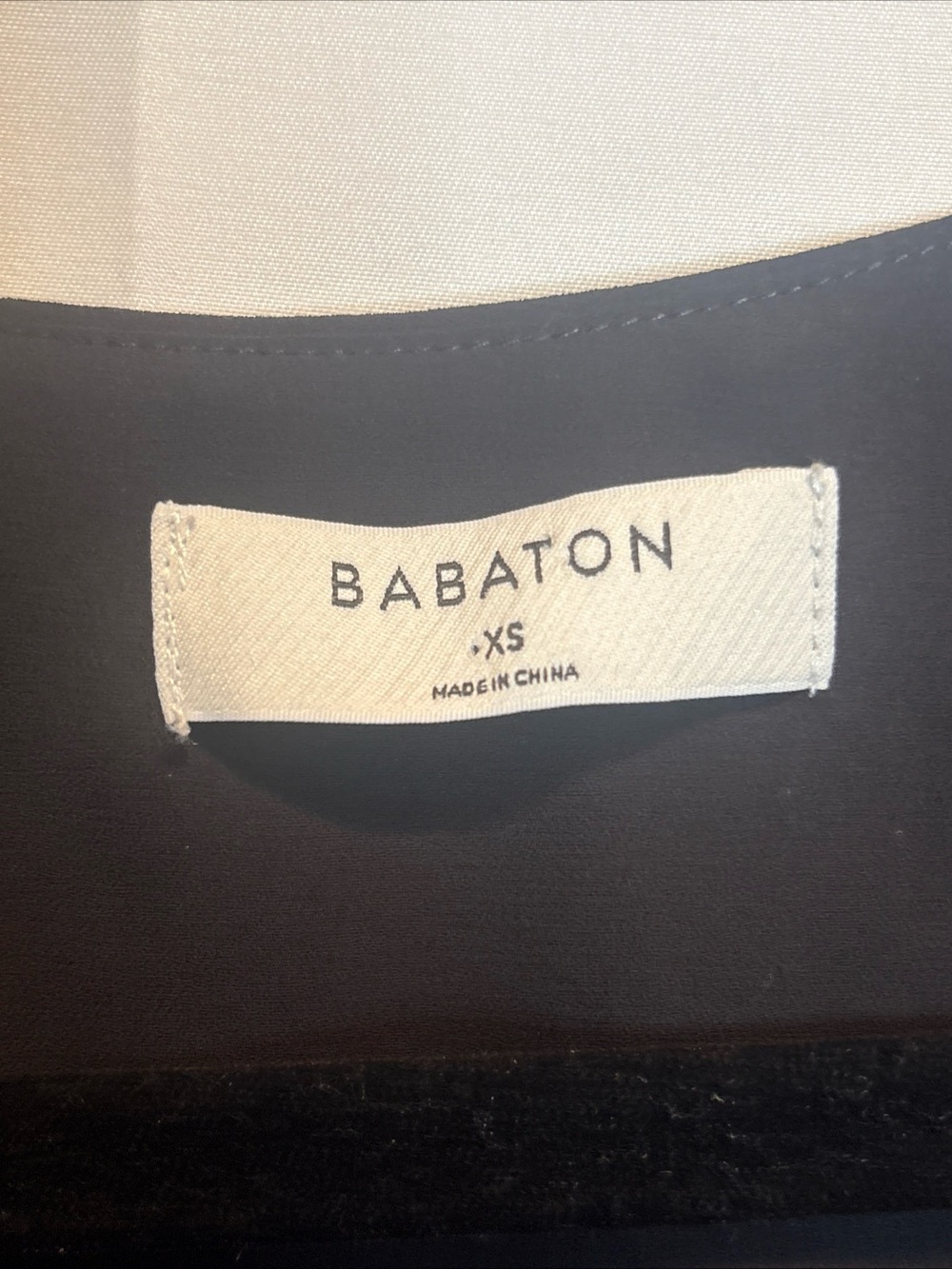 Babaton Black V-Neck Sleeveless Shell Top - Picture 3 of 8
